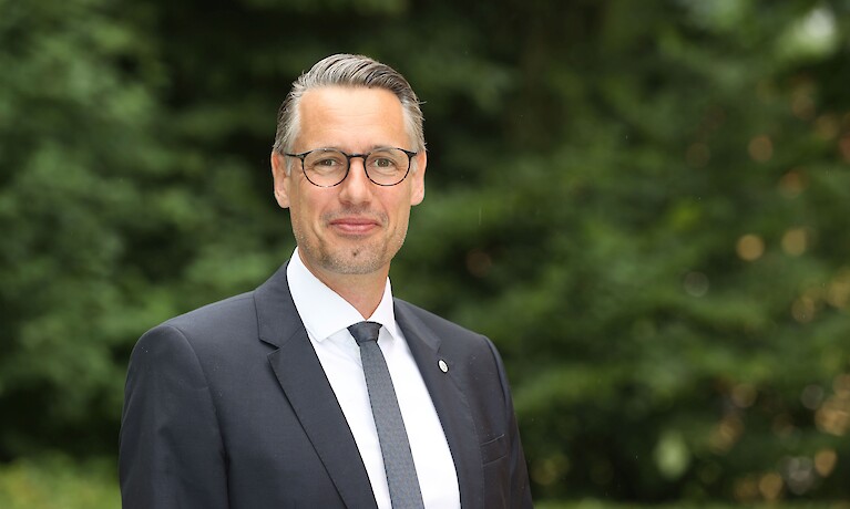 Dominik Engel neuer Geschäftsführer der FH Salzburg