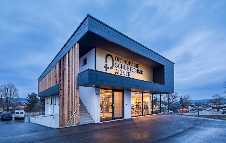 Orthopädie Schuhtechnik Aigner eröffnete 600 m2 großen Neubau mit modernster Technik